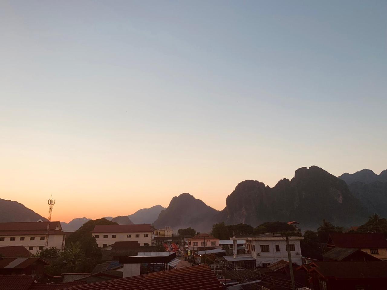 Vang Vieng Galaxy Hotel Ngoại thất bức ảnh